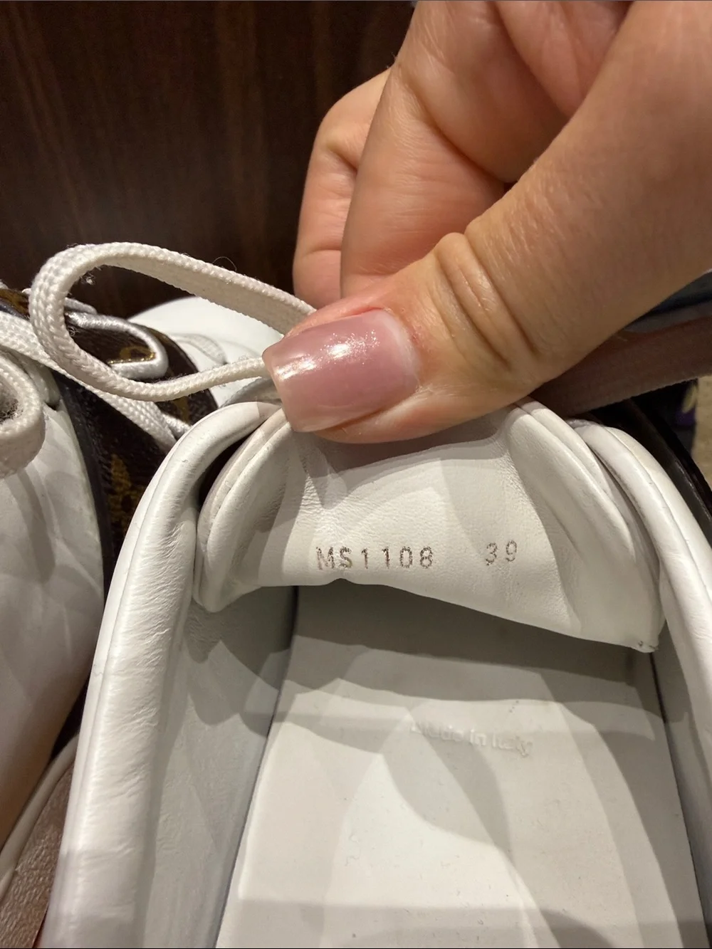 Louis Vuitton White Leather Sneakers with Brown Monogram Strap